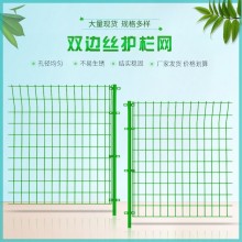 公路護(hù)欄，橋梁護(hù)欄，機(jī)場(chǎng)護(hù)欄等多種防護(hù)欄桿。